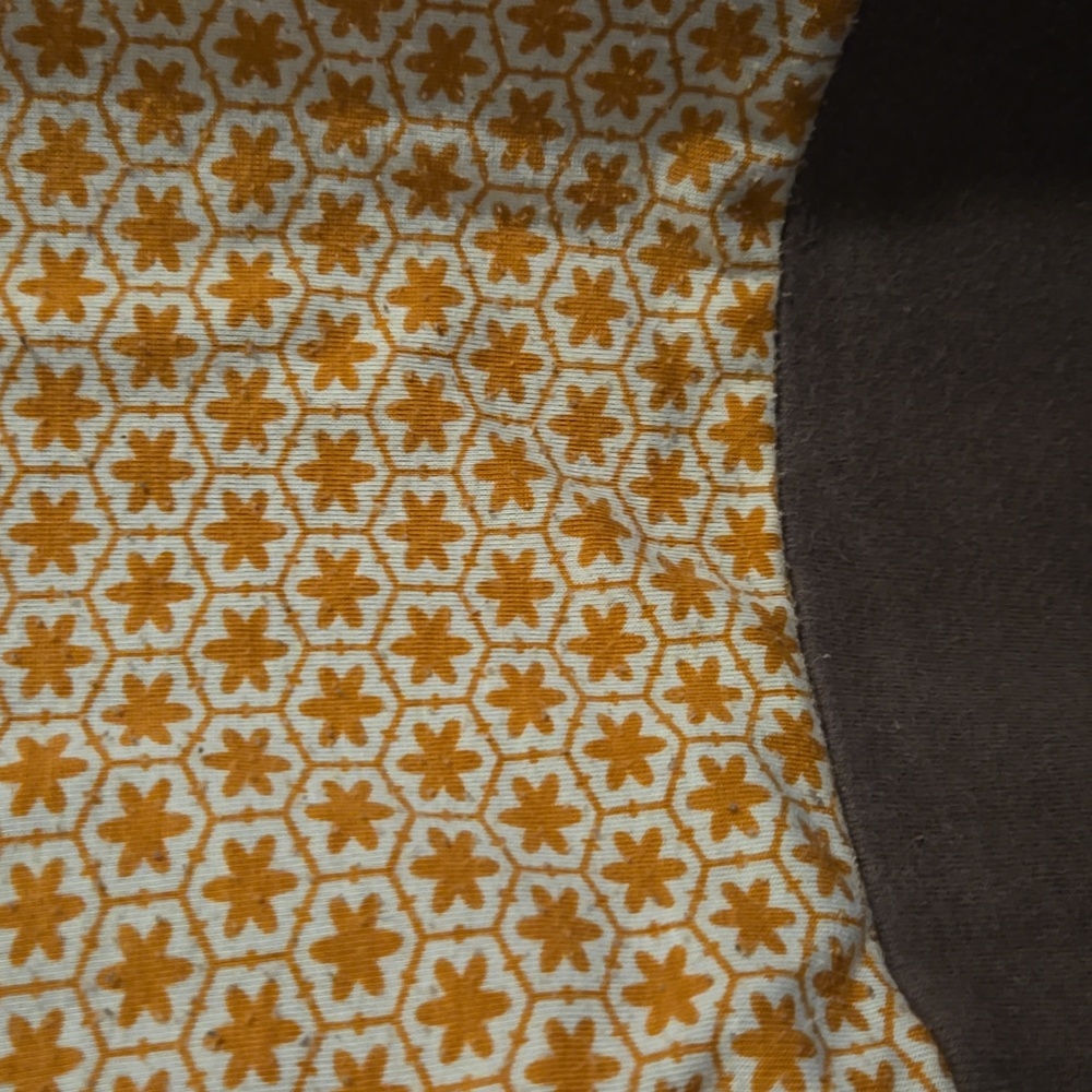 & Sweatshirt - Picture 3 of 3